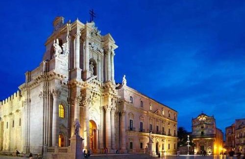 Grottasanta House | LA MEDUSA