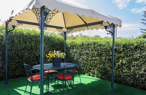 Arenella House | La Nuvoletta - Small villa 7 minutes from the beautiful Arenella beach