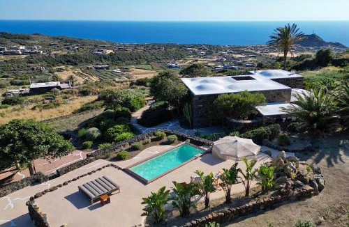 Pantelleria House | La Palma & La Luna - Dammuso Retreat