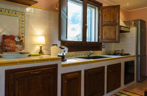 Francavilla di Sicilia House | La Parrinara