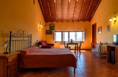 Puntalazzo House | La pietra antica O' munti