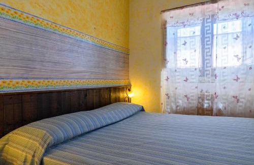 Puntalazzo House | La pietra antica O' munti