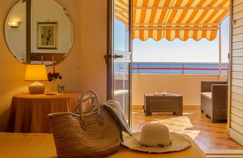 Nizza di Sicilia Apartment | La Plage - Home and Sea