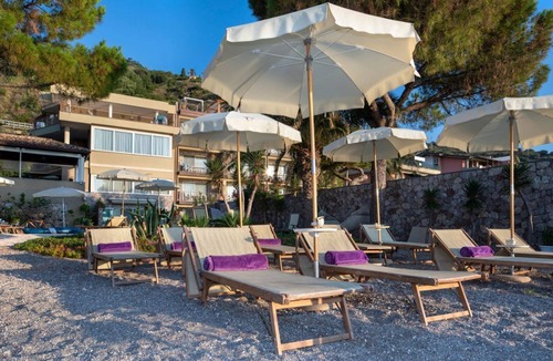 Mazzeo Apartment | La Preziosa - Four Bedroom Apartment, Sleeps 8