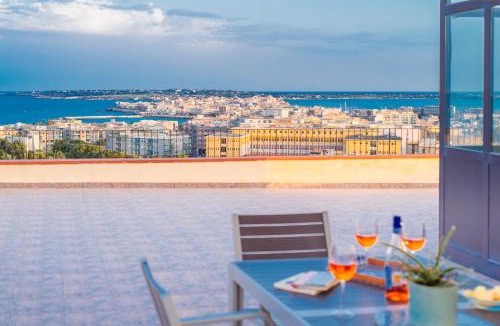 Acradina Apartment | La Terrazza di Siracusa - Roomy and Bright Flat