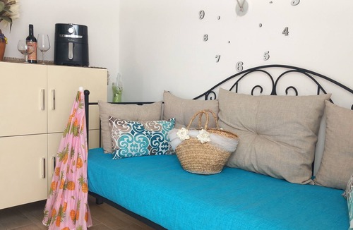 Santa Flavia Apartment | La Terrazza Solarium in the historic center 70mFrom the train station 700mFrom the sea