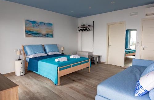 Aci Castello Apartment | La Terrazza sul Mare Modern Apartment