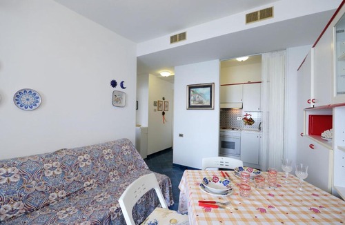 Castiglione Apartment | LA TERRAZZA SUL MARE