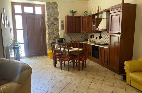 Alimena Apartment | La Via delle Rose