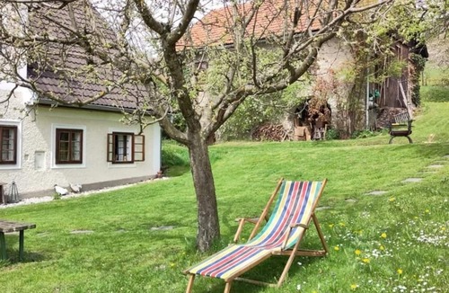 Sonntagberg Apartment | Large vacation home with natural garden in idyllic secluded location