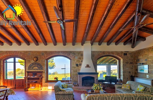 Acquedolci Villa | Large villa with a view of the Aeolian archipelago