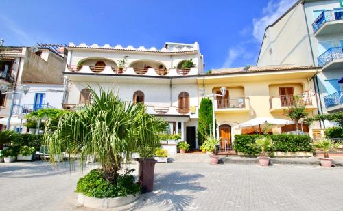 Capo d'Orlando Apartment | Le Case del Borgo - Perla