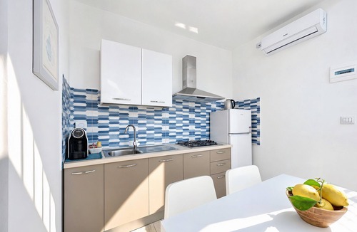 Mattinata Apartment | Le Case Di Chri Apartment with Wi-Fi and Air Conditioning