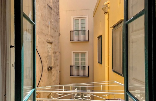Trapani City Centre Apartment | Le Ortensie, terrace in the center of Trapani near the beach