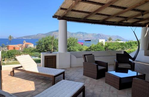 Lingua House | Le Terrazze di Salina, a 100 mt dalla spiaggia