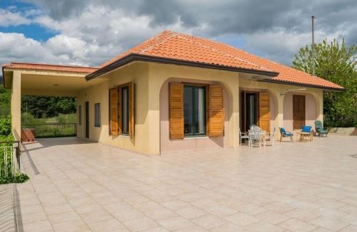 Adrano House | Le Vigne - Villa overlooking Etna