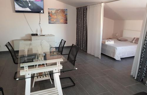 Gela Bed & Breakfast | Lilium In B&B