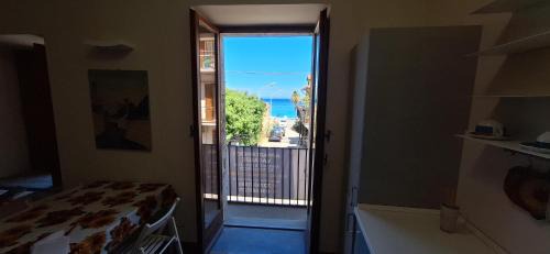 Scilla Apartment | Live & Dream Scilla Appartamento Vulcano Quadrilocale 2 piano