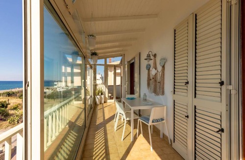 Marchesana Apartment | LOFT ON THE SEA