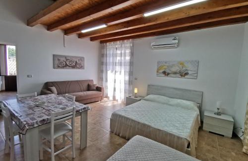Viagrande Apartment | Loft San Mauro