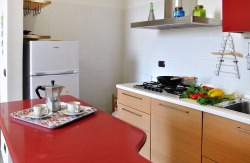 Formia Apartment | Lovely apartment for 4 guests with WIFI, A/C, balcony and pets allowed