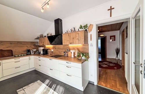 Oeblarn Apartment | Lovely apartment for 5 guests with WIFI, TV, balcony, pets allowed and panoramic view
