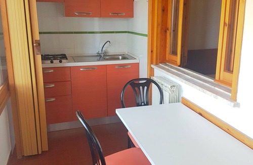 Sperlonga Apartment | Lovely apartment for 3 people with pool, WIFI, A/C, TV, terrace and pets allowed