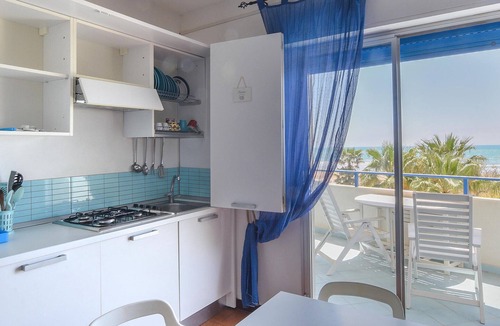 Pozzallo Apartment | Lovely apartment in Pozzallo with house sea view