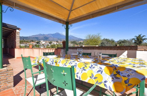 Santa Venerina Apartment | Lovely apartment in Santa Venerina