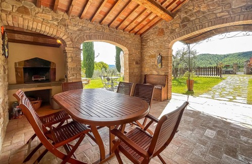 Bivio Lugnano House | Lovely home in Monte Santa Maria Tibe
