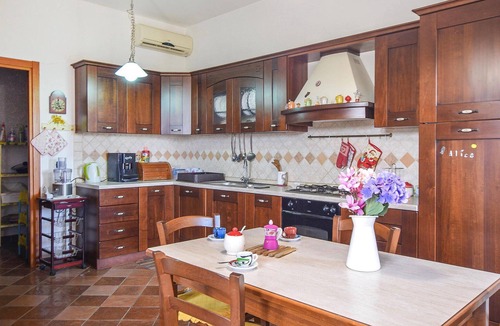 Monterosso Almo House | Lovely home in Monterosso Almo