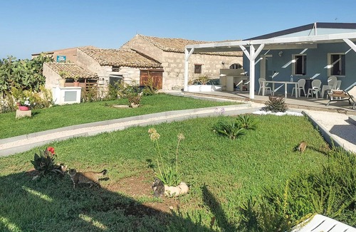 Ragusa House | Lovely home in Ragusa with WiFi