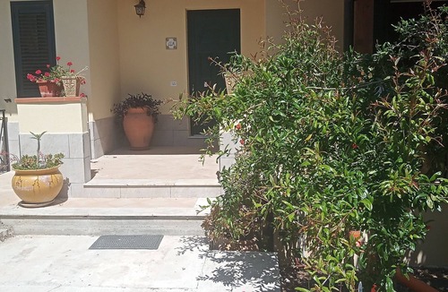Sant'Agata di Militello Villa | Lovely attic room