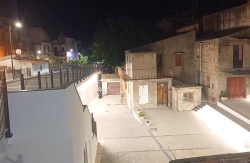Condro Apartment | Lovely property just minutes from the sea and Milazzo complete with everything