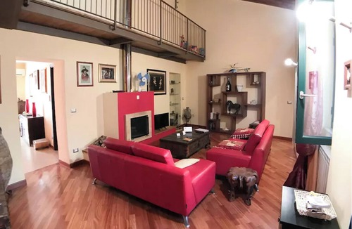 Santa Lucia House | Lucie Apartment - Luxurious and bright apartment located in Piazza Santa Lucia