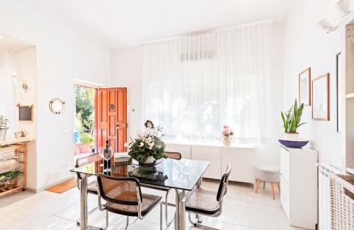Picanello-Ognina-Barriera-Canalicchio Apartment | Luminoso Nuovalucello Apart- Giardino e Parcheggio privato