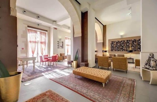 Eastern Sicily Apartment | Luxurious 1BR Executive Suite at Syracuse