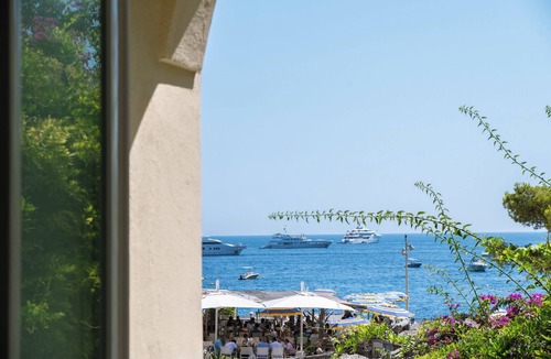 Marina Piccola House | Luxurious Beach House with AC in Capri. Stunning views & steps from the beach