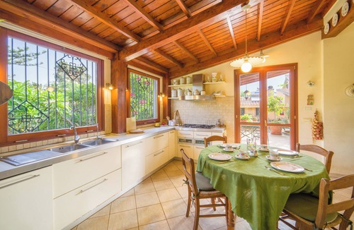 Palermo Villa | Luxury, Palermo downtown, Mediterranean Park, 3 kms from Mondello beach