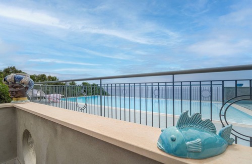 Fondachello Apartment | Luxury Room Nausica, 2 people, sea-view swimming pool access.