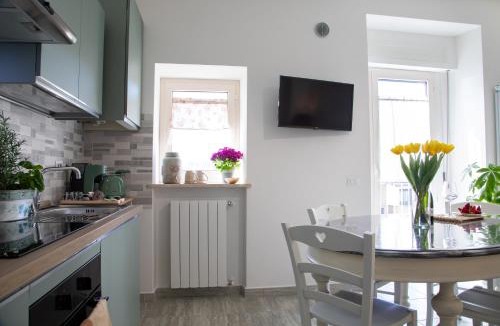 Sulmona Apartment | M&C Viale dei Giardini - Spazioso Appartamento Finemente Arredato a Sulmona