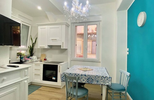 Reggio Calabria Apartment | MAISON MARTINE: Elegance Just a Stone's Throw from the Museum