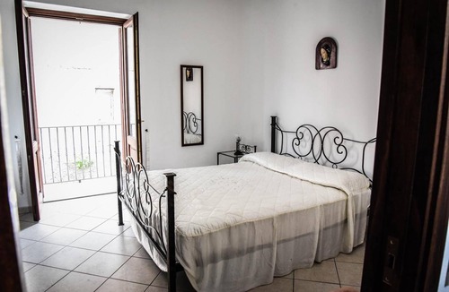 Lipari Historic Centre Bed & Breakfast | Malvasia 70