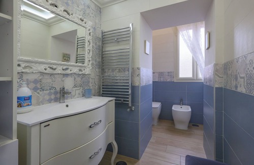 Vasto Apartment | Mamma Teresa - comfortable apartment in the center of Naples