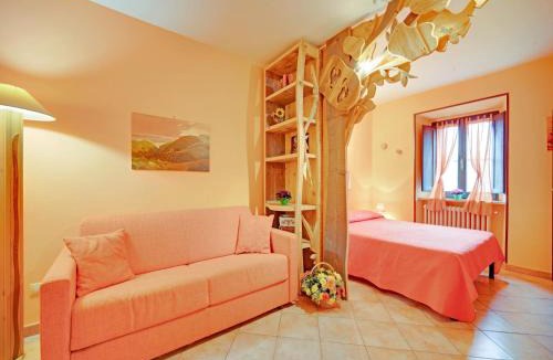 Sugano House | Mansion in Prodo near Lake Bolsena