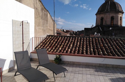Catania City Centre Apartment | Manzoni Suite Home - Terrace Suite on the roofs