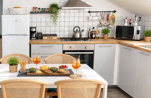 Pizzo Apartment | Marina Holiday Home: Oceanfront Home in Pizzo, 10 m from the beach