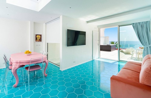 Letojanni Apartment | Marvelous Chic apartment with Jacuzzi and majestic sea view in Letojanni - DiCasaInSicilia