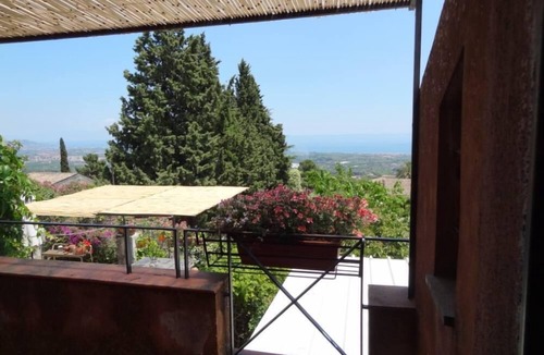 Mascali House | Mascali: Country Cottage/Gite - Mascali
