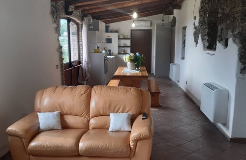 Lago House | Mazzotti Estate:Just 12km from the Amantea sea and only 8Km from the Potame mountains